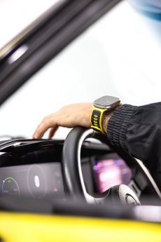 OpelundBandwerkbringenUhrenarmbnderimMantaA-Styleheraus (6).jpg