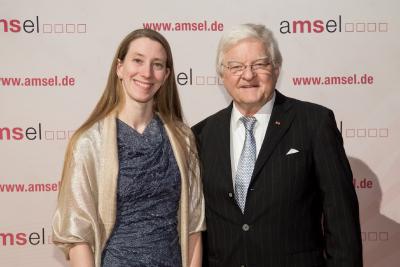 Sobek-Nachwuchspreisträgerin 2017 Dr. rer. nat. Anneli Peters mit Laudator Prof. Dr. med. Klaus V. Toyka