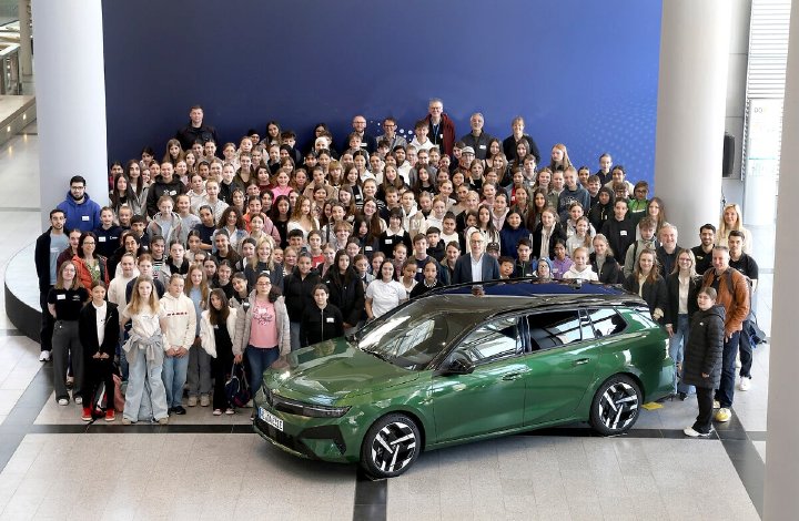 Girls’ and Boys‘ Day 2026: Bei Opel die eigene Zukunft gestalten