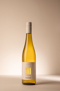 III_FREUNDE_Riesling_alkoholfrei.jpg