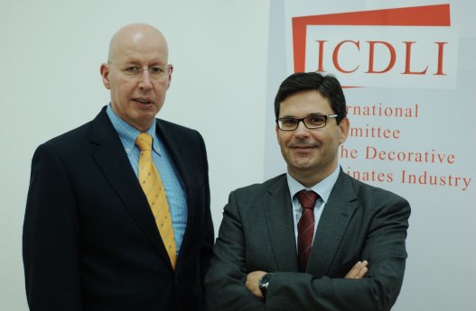 Carlos Cruz, wiedergewählter Präsident des ICDLI, und Ralf Olsen, Generalssekretär ICDLI.jpg