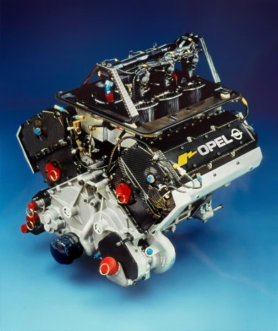 opel-calibra-2-5-liter-v6-motor.jpg