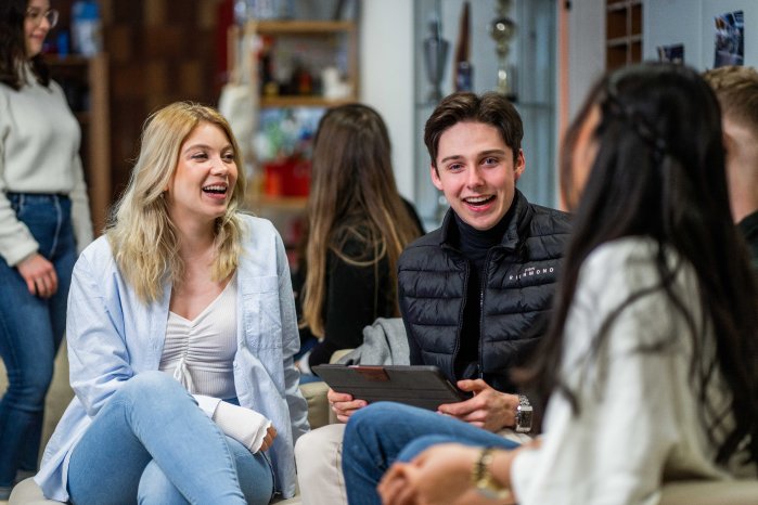 Meet-the-students-lounge.jpg