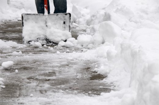 Schneeschaufel.jpg