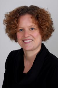 Foto (Susann Liebe): Susann Liebe, seit 2017 Willkommenslotsin beim Verband Garten-, Landschafts- und Sportplatzbau Bayern, unterstützt GaLaBau-Betriebe bei der Integration von Geflüchteten.