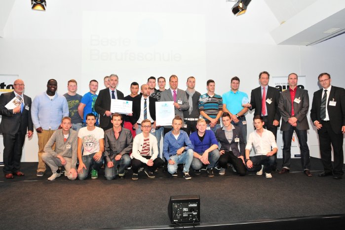 Gewinner des Awards Beste Berufsschule 2013 .jpg