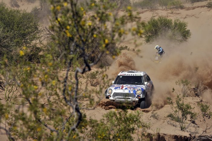 2016-Dakar,-Harry-Hunt-(GBR),-Andreas-Schulz-(GER),-MINI-ALL4-Racing---X-raid-Team-323---12.jpg