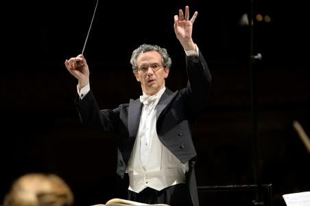 Fabio Luisi (Foto: Monika Rittershaus)