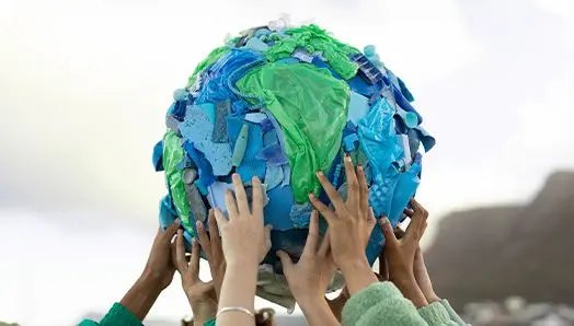 emmi-dent-denkt-nachhaltig-kein-stanediges-auswechseln-von-plastik-zahnbuersten-mehr-wechsel-zu.webp