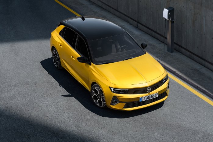 04-Opel-Astra-516125.jpg