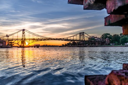 Blick auf Kaiser-Wilhelm-Brücke Wilhelmshaven _c_Rainer-Ganske_web.jpg