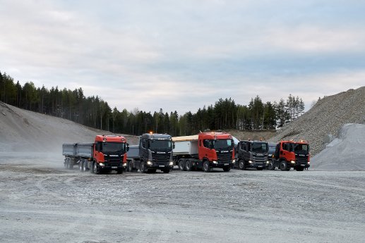 Scania Baufahrzeuge, robust, zuverlässig, effizient.jpg