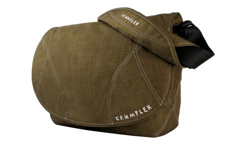 integrated padded laptop pouch for 15"W MacBooks and most 15" laptops