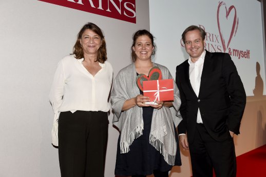 Prix Clarins 2021_Dr. Sabine Hofmann, Julia Krebs und Thomas Rieder_(c) Michael Tinnefeld.jpg