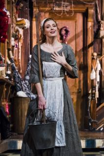 La Cenerentola Angelina (Wallis Giunta) Oper Leipzig Premiere 19.03.2016 © Kirsten Nijhof