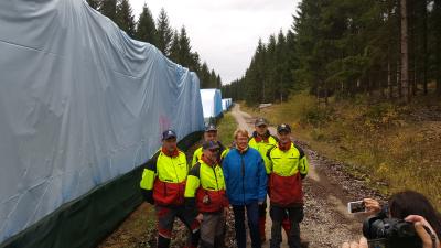 Forstministerin Barbara Otte-Kinast besichtigt die Waldschäden im Harz (Foto: Landesforsten)