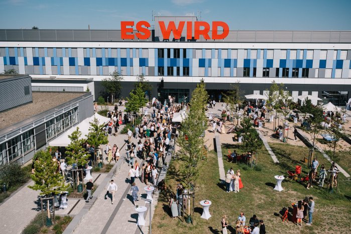 Jahrgangsfeier-2026_Campusbild.jpg