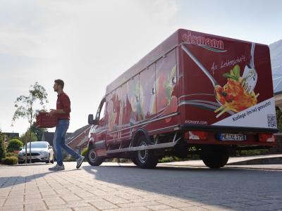 Eismann bei Auslieferung