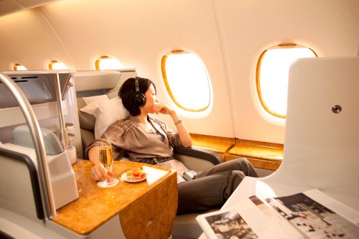 Emirates_Business_Class_Credit_Emirates.jpg