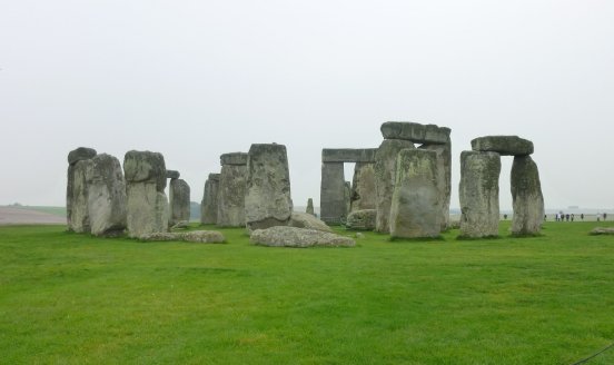 Seit 5000 Jahren stehen die Steine von Stonehenge.jpg