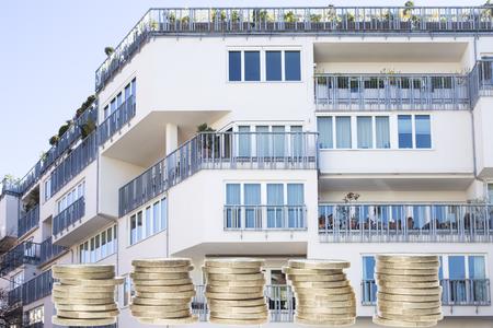 Auch nach dem Kauf kommen noch einige Kosten – wie etwa das monatliche Hausgeld – auf Wohneigentumsbesitzer zu. Foto: Wüstenrot Haus- und Städtebau GmbH