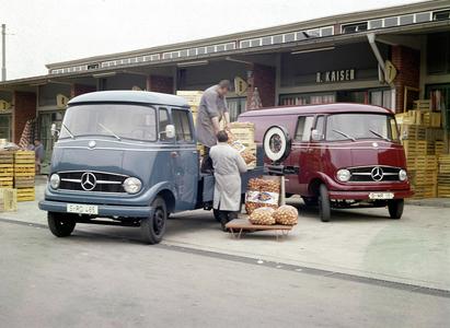 Die Geschichte Der Mercedes Benz Transporter Daimler Ag Pressemitteilung Lifepr