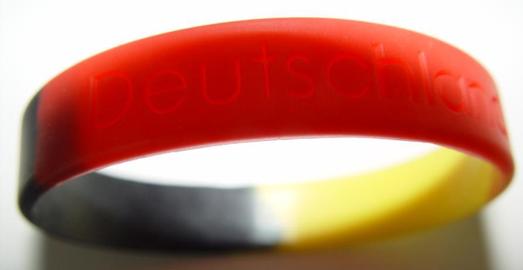 Das Deutsche Rote Kreuz zeigt Flagge