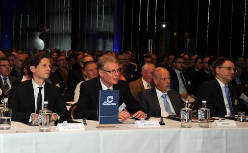 Continentale LV-Roadshow 2015: Ausgebuchte Auftaktveranstaltung in Düsseldorf.
