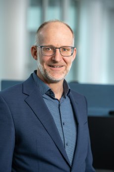 TS-PR-26184-MS_Dr Andreas Daxenberger.jpg