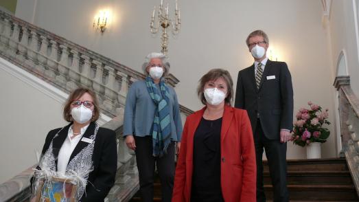 Bei der Verabschiedung in Kloster Irsee (v.l.n.r.): Ines Rauch-Durdaut, Stefanie Krüger, Petra Relin und Dr. Stefan Raueiser