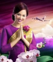 Thai_Airways-Stewardess_1.jpg