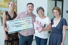 v.l.n.r.: Dr. Ulrike Pietzcker (Frühchentreff Karlsruhe e.V.), Volker Isemann (DRK Ortsverein Jockgrim e.V.), Barbara Grieb (Bundesverband 