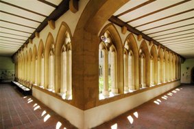 Akloster Kreuzgang.jpg