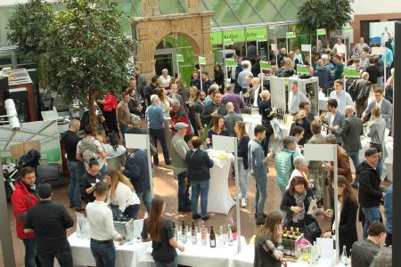 "Wein am Dom" vom 14.4.2019 (Foto: Pfalzwein e.V./Susanne Breiling)