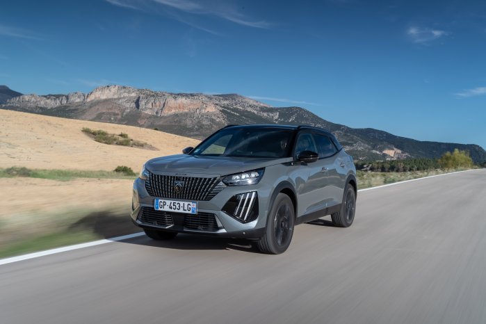PEUGEOT2008GTSeleniumGrau.jpg