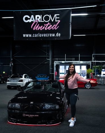 CARLOVE United (Sarah Amend-Lang)- © CARLOVECrew.jpg