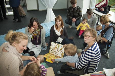 Die studierenden Eltern nahmen das Familienzimmer dankbar an
