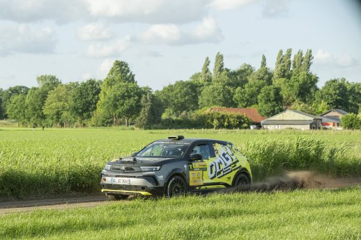 OpelMokkaGSERallyEinneuerStarimelektrischenRallyesport (5).JPG