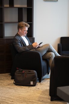 bbg60gy_business briefcase xxl_Troika(12).jpg