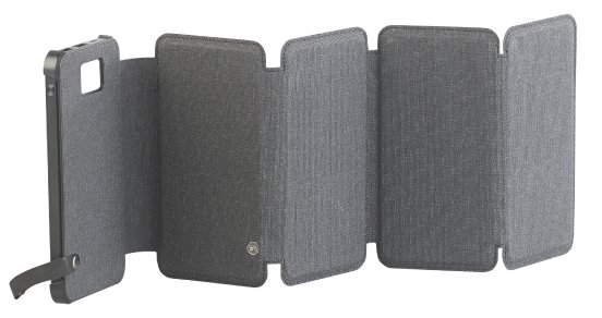 PX-2877_03_revolt_Solar-Powerbank_faltbares_Solarpanel_PB-85.s.jpg