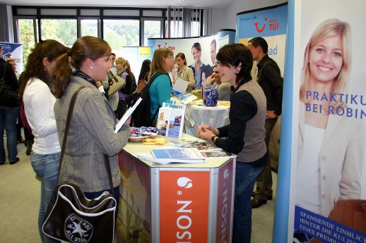 Firmenkontaktmesse_Hochschule Harz.jpg