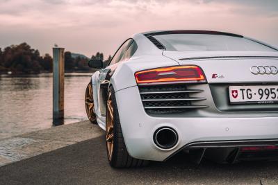 Cor.Speed Sports Wheels Europe: Cor.Speed Kharma in Sondergröße am Audis Mittelmotor-Sportler R8