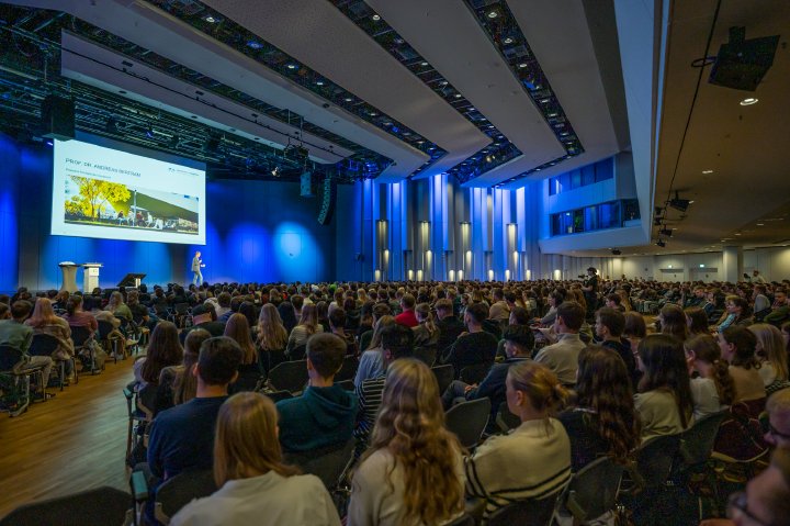 3.250 Erstsemester starten ihr Studium an der Hochschule Osnabrück