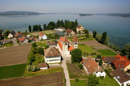 Klosterkirche_Peter_Paul_Reichenau,_Bildnachweis_Achim_Mende.jpg