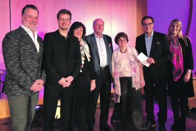 v.l.: Marc Marshall, René Krömer, Heidi Weber-Mühleck, Hans Weber, Prof. Dr. Charlotte Niemeyer, Dr. Axel Buchholz und Corinna Buchholz