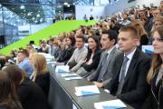 Immer ein besonderes Ereignis im Leben der Hochschule: die feierliche Verabschiedung der Absolventinnen und Absolventen / Fotograf / Quelle: TH Wildau / Bernd Schlütter