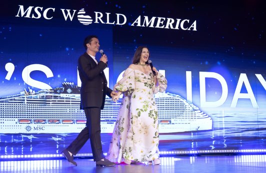 9 April, Miami, MSC World America Naming Ceremony, Drew Barrymore, Godmother, accompanied by Orl.jpg